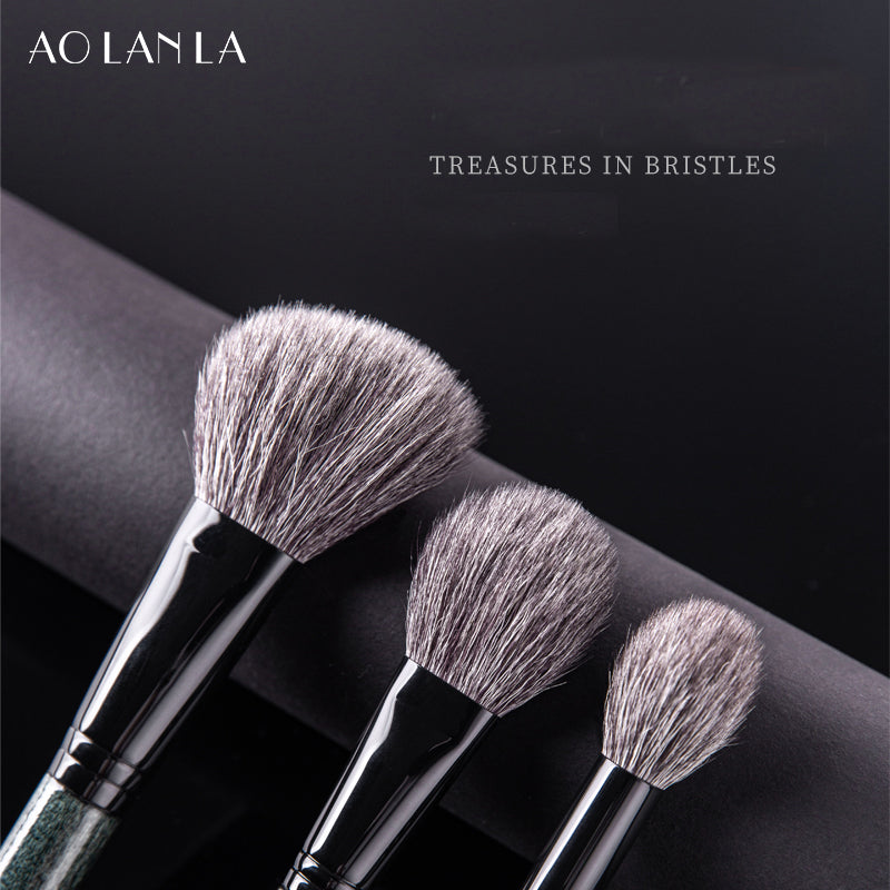 American Master Animal hair 8 makeup brush set Eyeshadow brush powder blush brush Detail blur brush Portable beauty tool with brush bag